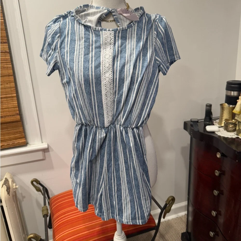 Striped Blue and White Dress - Picture 2 of 4